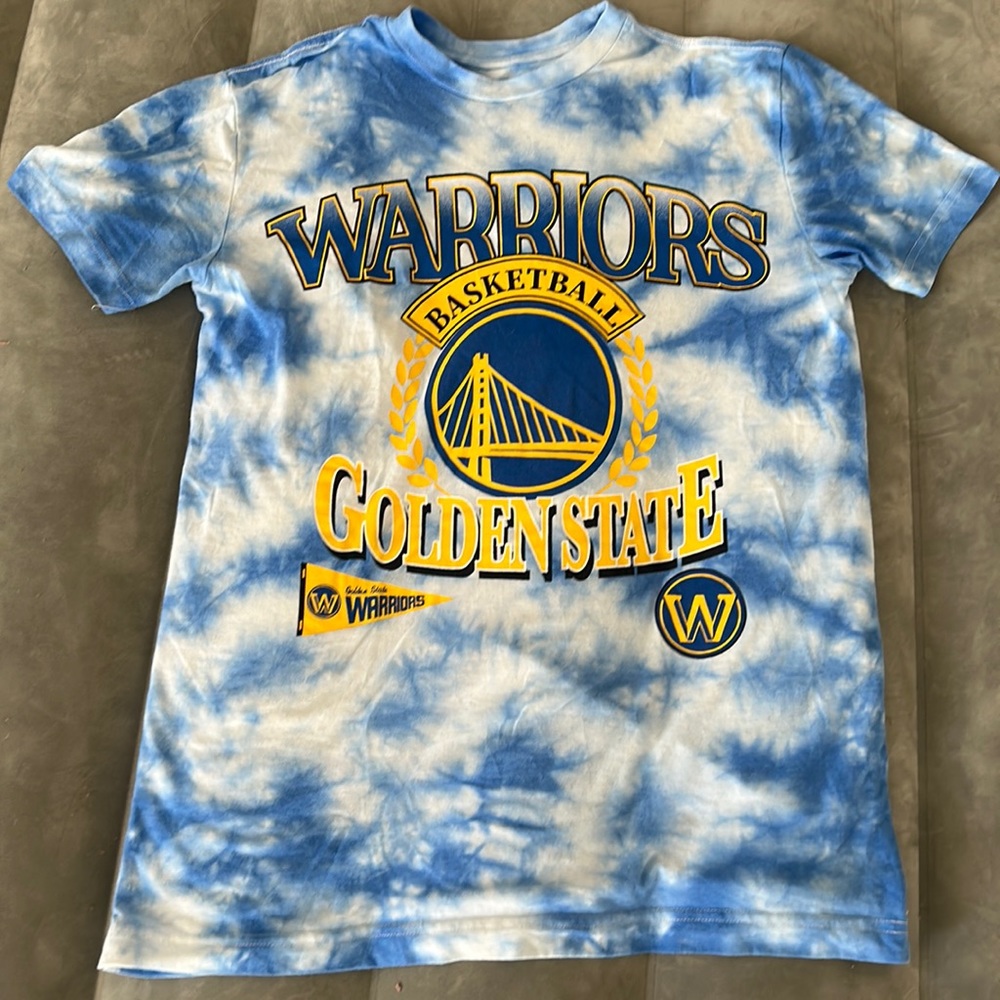 Blue and white tie-dye shirt.golden state warriors.basketball